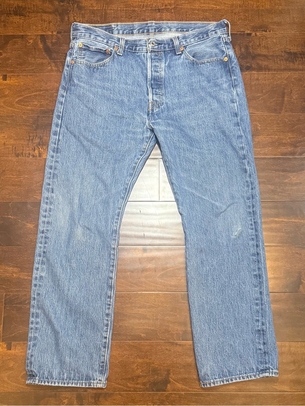 Levi’s 501 Classic Blue Mens Jeans 34x30